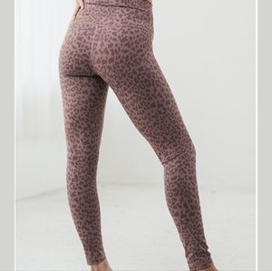 DYI Printed Signature Tight Taupe Leopard Spots